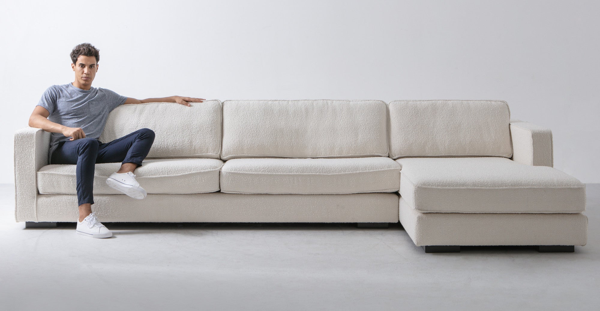 Architect 133" Sectional Sofa Sectional Right- Blanc Boucle